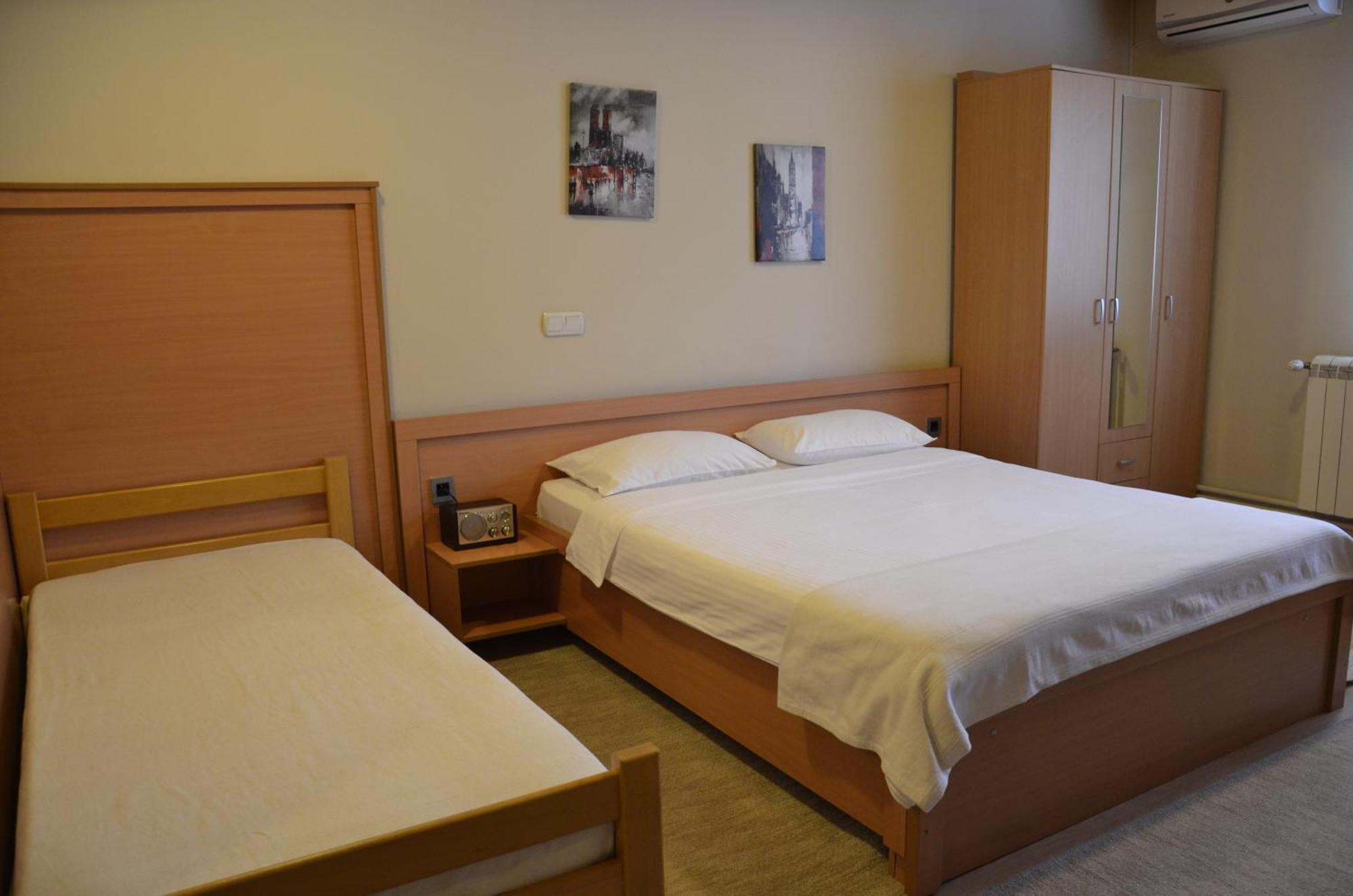 Hotel Topcider Belgrad Exterior foto