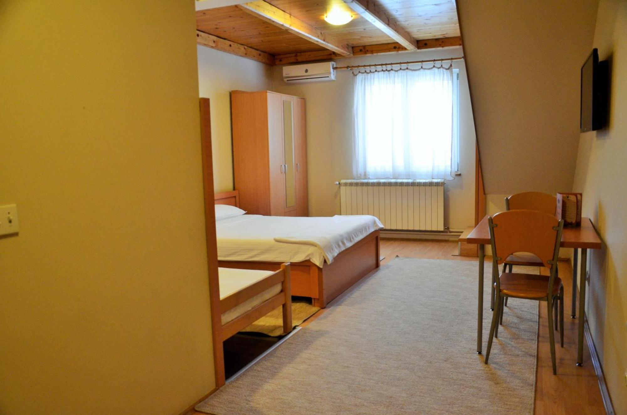 Hotel Topcider Belgrad Exterior foto